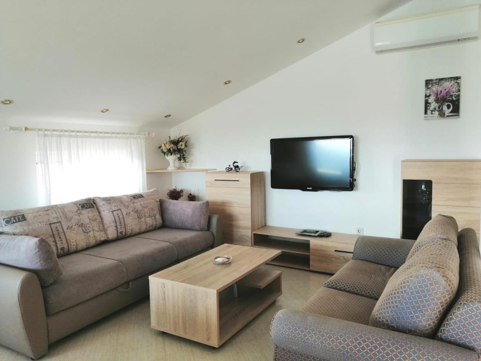 Lovely Sea View House 2 In Malinska Island Krk Buitenkant foto